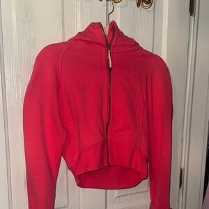 Lululemon Coral Cropped Scuba Size 6